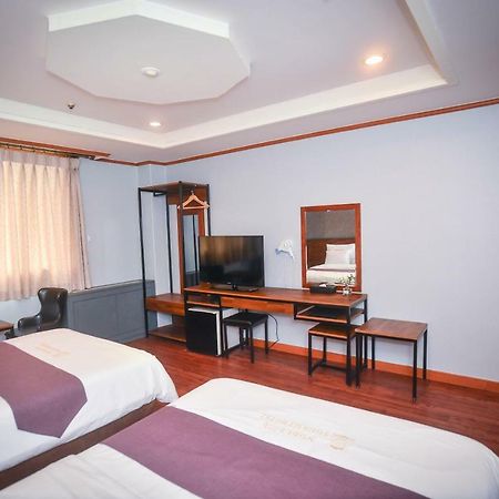Hotel Noblesse Seoul Exterior photo